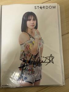 女子プロレス　スターダム　星来芽依　直筆サイン入りポートレート