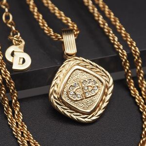 Y465 1円 クリスチャン ディオール Christian Dior GERMANY刻印 ロゴ ラインストーン デザイン ゴールド ペンダント ネックレス