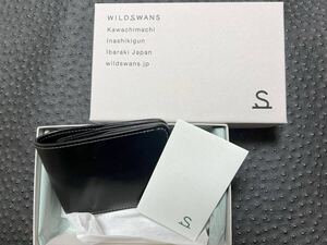 ワイルドスワンズ WILDSWANS ウィングス WINGS ブラック コードバン 二つ折り財布 札入れ 小銭入れ無 コンパクト財布 