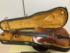バイオリン　チェコスロバキア製　ケース付き　stradivarius印字