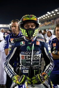 海外 高品質　送料込み　バレンティーノ・ロッシ VR46 MOTOGP レザーレーシングスーツ　サイズ各種　パンチング　レプリカ カスタム 5