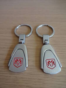 ★2個セット★ダッジ エンブレムキーホルダー Dodge 自動車 外車 リング Key Chain emblem ring Car キーチェーン 家の鍵 車のリモコン等に