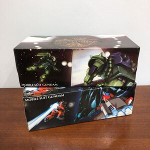 モビルスーツ　ガンダム　RX-78-2 GUNDAM MS-06F ZAKUⅡ BOXティッシュ　レア