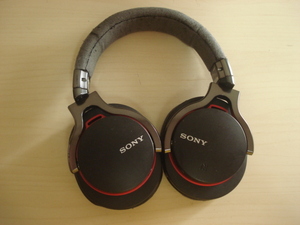 [送料無料 即決] SONY Bluetoothワイヤレスステレオヘッドセット　MDR-1RBT USED