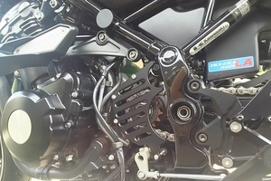 Z900RS　Z900RS CAFE　スプロケットカバー　タイプ４　ブラック