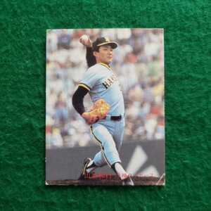 カルビー　1982年プロ野球カード　No.82　阪神タイガース 山本和行 選手　(82年)　