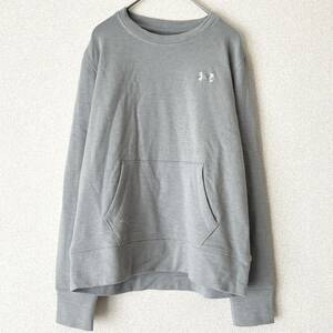 美品★アンダーアーマー★薄手スウェット 長袖シャツ★ロンT トレーナー カットソー UNDER ARMOUR スポーツウェア トップス グレー SM