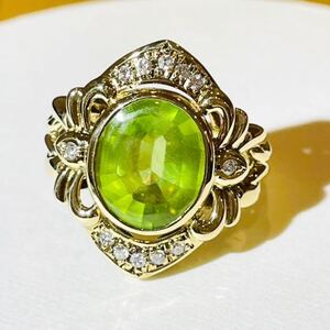 ☆K18 ペリドット5.80ct&ダイヤ付きデザインリング☆