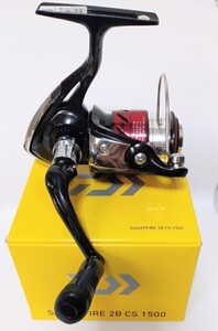 1500番DAIWA ダイワ リール スピニングリール 海外モデル 日本未発売 左右ハンドル 巻きやすい 新品 国内発送 カラーレッド