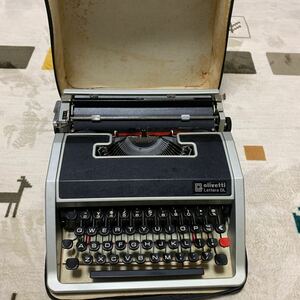 olivetti Lettera DL オリベッティ タイプライター アンティーク レトロ スペイン製 Olivetti