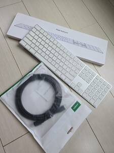 Apple　Magic Keyboard（テンキー付き）- 英語（US）　HDMIケーブル3ｍ(未使用未開封)8K＆4K対応品PS5/4 Xbox Switch TV PC モニター適用