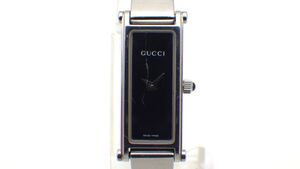 ●ジャンク 稼働品 GUCCI 1500L グッチ スクエア 黒文字盤 腕時計 クォーツ レディース ウォッチ 付属品なし