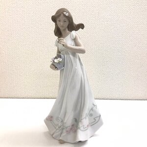 中古美品 リヤドロ LLADRO 陶器 人形 置物 オブジェ 美術品 素敵な宝もの 01006921 質屋出品