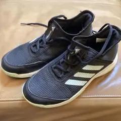 adidas テニスシューズ ブラック22.5センチ