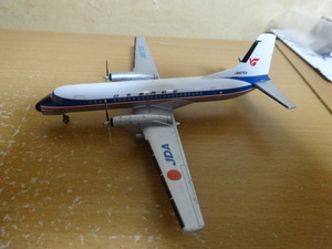 1/200　日本国内航空　YS-11A