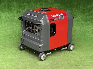  HONDA　ガソリンエンジン発電機　EU28iS　防音・インバータータイプ　出力2.8kVA　