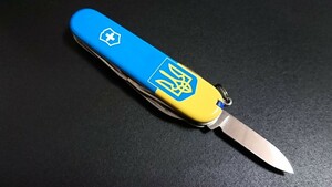 ビクトリノックス・アーミーナイフ スパルタン (ウクライナ国章バージョン) victorinox ukraine