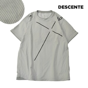 【DESCENTE】 デサント ストレッチ 半袖 トップス Tシャツ 0 グレー チェック柄 ラグラン 伸縮性あり スポーツウェア メンズ