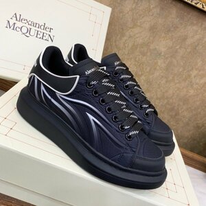 美品 Alexander McQueen（アレキサンダーマックイーン）スニーカー 26.5cm ブラック