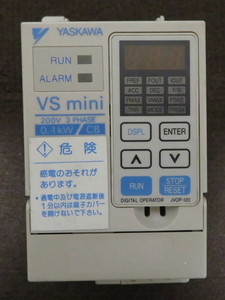 中古良品☆送料510円☆安川電機モータインバータ VS mini CIMR-XCBA20P1 200V 3PHASE 0.1KW CB YASKAWA　②