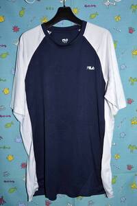 ＦＩＬＡ　フィラ・　半袖シャツ　紺　Ｘ　白　サイズ：ＸＬ/ＴＧ（中古美品）