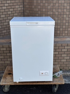 MAXZEN マクスゼン 上開き冷凍庫 家庭用 100L（JF100HM01WH）2023年製【引取歓迎】検 小型静音大容量省エネ一人暮らし温度調整冷凍食品節電