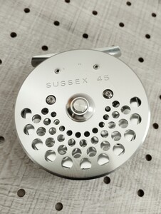 【K177R00051】美品 SUSSEX サセックス 45 ケンサワダ フライリール