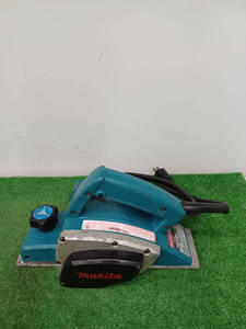 【中古品】makita(マキタ) 82㎜カンナ 1900BA 電動工具/IT2MF8B4IAVG