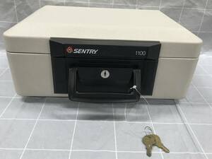 SENTRY セントリー 1100 ポータブル耐火保管庫 ポータブル金庫 強力ボック耐火プルーフチェスト 防水金庫 防犯 対策 セキュリティー