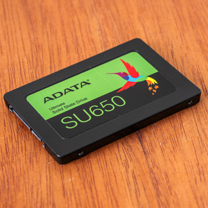 ADATA SU650 2.5インチ SATA SSD ASU650SS-480GT 使用時間少