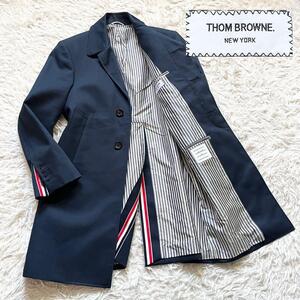 1円～【極美品】定価34万 THOM BROWNE ステンカラーコート ネイビー 紺色 サイズ1 トリコロール ストライプ 比翼ボタン トムブラウン