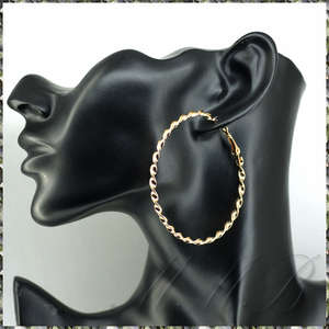 [EARRING] 14K Gold Plated Twisted Hoop シャンパン ゴールド ツイスト ネジネジ デザイン φ60mm フープ リング ピアス