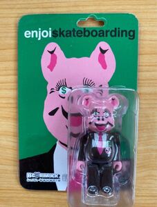 BE@RBRICK ベアブリック　MEDICOM TOY メディコム・トイ　enjoi skate boarding100% フィギュア　送料無料