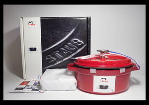 【海蛍】未使用保管品 STAUB ストウブ ピコ ココット オーバル 17㎝ チェリー 両手 鋳物 ホーロー 鍋 IH対応 箱付