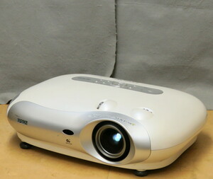 プロジェクター EPSON dreamio EMP-TW200H SDTV・HDTV対応 メニュー画面表示確認済 D4・ミニDーSUB・アナログ入力対応