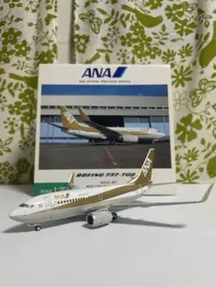 1/200 ANA B737-700 ゴールドジェット ダイキャスト 全日空商事