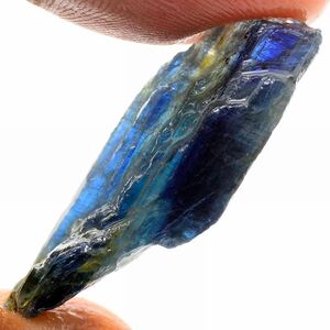 【世界の原石:カイヤナイト 26.45ct:8846】非加熱 マダガスカル産 藍晶石 Natural Kyanite Rough 鉱物 宝石 標本 jewelry Madagascar