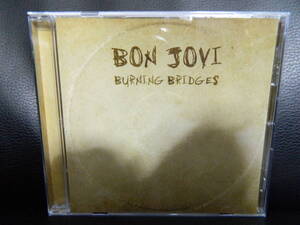 (8)　 BON JOVI　　/　 BURNING BRIDGES　　　日本盤　 　ジャケ、日本語解説 経年の汚れあり　　※　1/24から発送です。