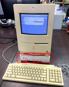 Macintosh Calor Classic 完動品。純正キーボード、マウス、外付けハードディスク付属。ジャンク扱いで。