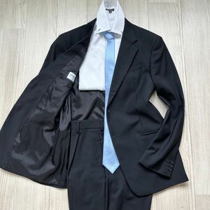美品 ARMANI COLLEZIONI [イタリアの至高] 52 XL 大きいサイズ 黒 ブラック セットアップ スーツ アルマーニコレッツォーニ