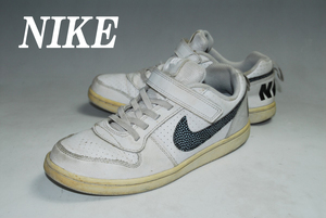 ◆DSC6739◆驚愕の完全売り切り！ナイキ◆NIKE/コートバーロウ/22㎝/ホワイト/ロー◆ストリート最強スニーカー！存在感抜群！注目の１足！