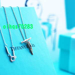 ♪即決♪新品　未使用 TIFFANY &Co. ティファニークルーシフィクス ペンダント (スモール）