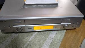 ☆VHSビデオデッキ　A-J11　東芝　VHSビデオデッキ　本体のみ　再生可能　安心出品者送料込☆