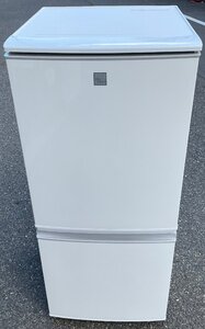 【RKGRE-422】特価！SHARP/137L 2ドア冷凍冷蔵庫/SJ-14E7-KW/中古品/2020年製/当社より近隣無料配達！/即決あり