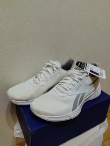 新品　Reebok　Lite Plus 2.0　26.0cm　リーボック　ランニングシューズ　ホワイト　ナイキ　プーマ　アディダス　アシックス　 