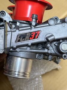 FCR37 ケイヒン　KEIHIN カワサキ　KAWASAKI ゼファー１１００　GPZ900R ZXR 1100R キャブレター カワサキ キャブ