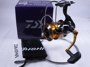 鑄【新品】 ダイワ 15 レブロス 3012H ハイギア Daiwa REVROS グローブライド スピニングリール 検 1000 1500 2000 2500 3000 057382 3107