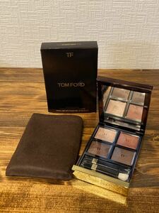 I4J109◆新品同様◆ トム フォード TOM FORD アイ カラー クォード 03A ボディヒート アイシャドウ 6g