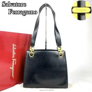 【大人気】Salvatore Ferragamo フェラガモ ワンショルダー ダブル ガンチーニ 肩掛け トートバッグ ゴールド金具 レザー 黒 ブラック