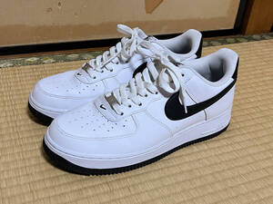 NIKE AIR FORCE 1 DQ4296-101 ホワイト×ブラック 26.5㎝ 中古 エアフォース1 ナイキ